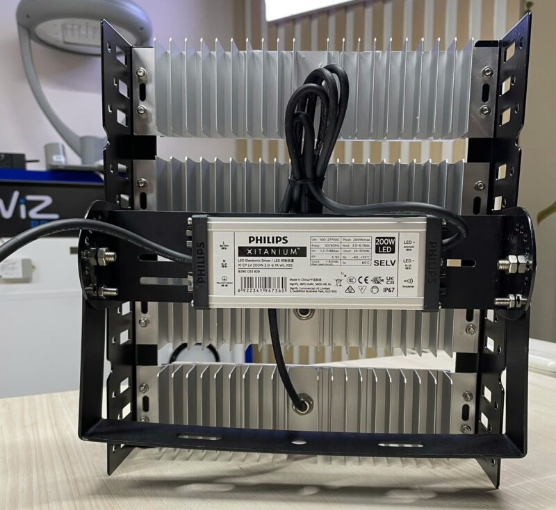 Đèn pha 200W 4 Modul Philips Oem - Đèn sân Pickleball (Đèn Pha sân Pickleball) - Hình ảnh 2